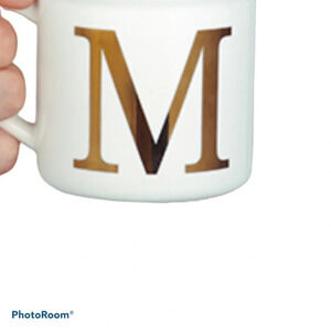 🎉HP🎉 Amazon ⭐️ gold initial M Monogram coffee  Mug